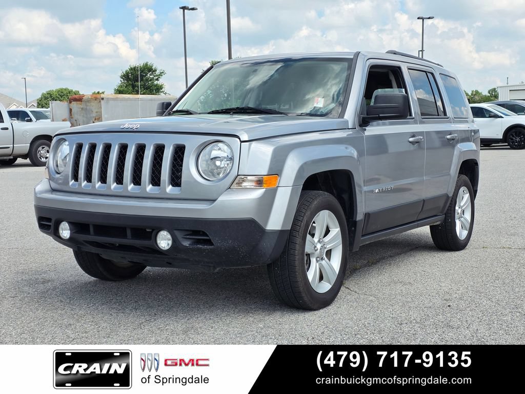 Used 2017 Jeep Patriot Sport w/ Power Value Group AWD/4WD image 3