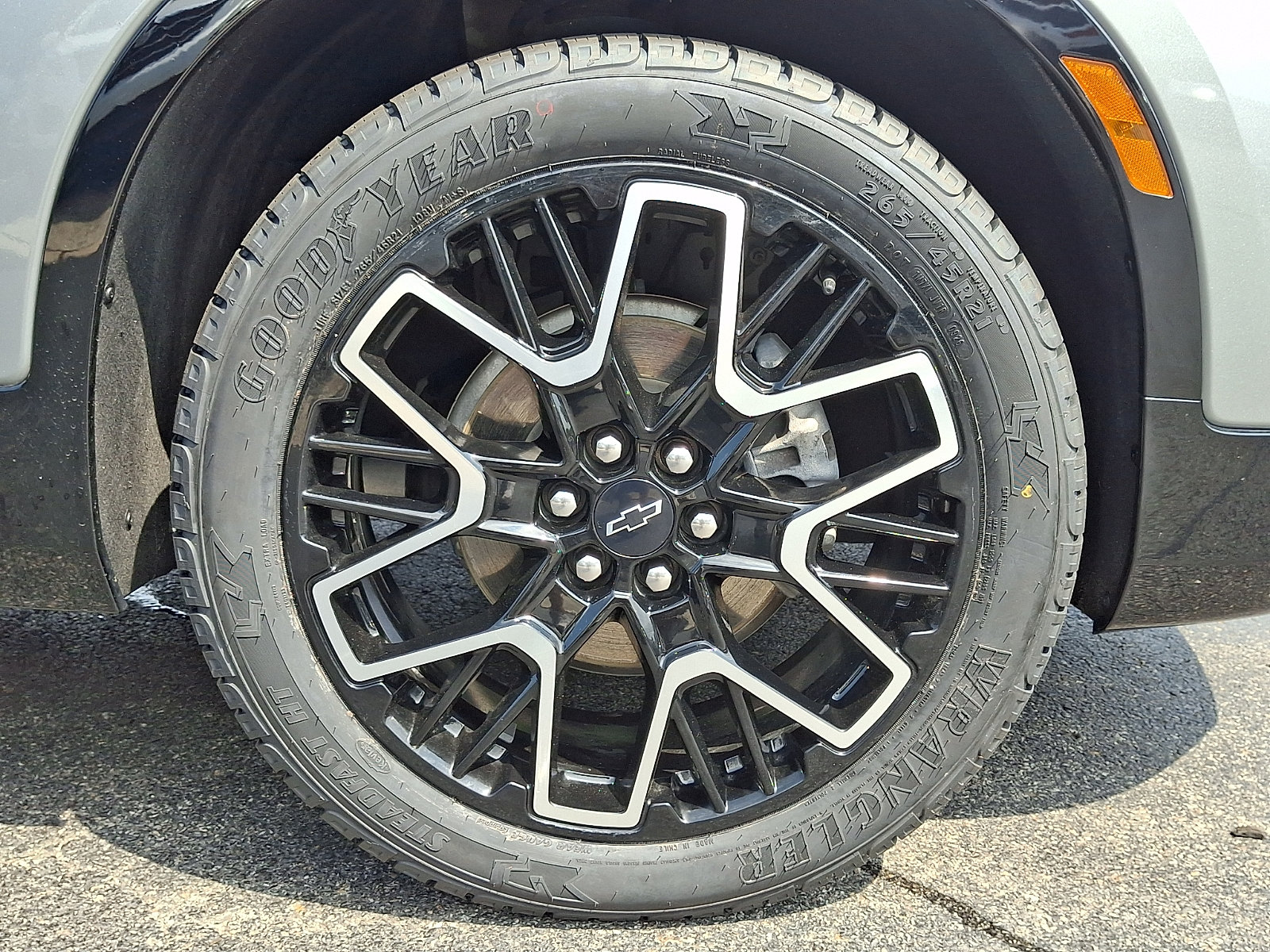 Used 2023 Chevrolet Blazer RS w/ Enhanced Convenience Package FWD image 8