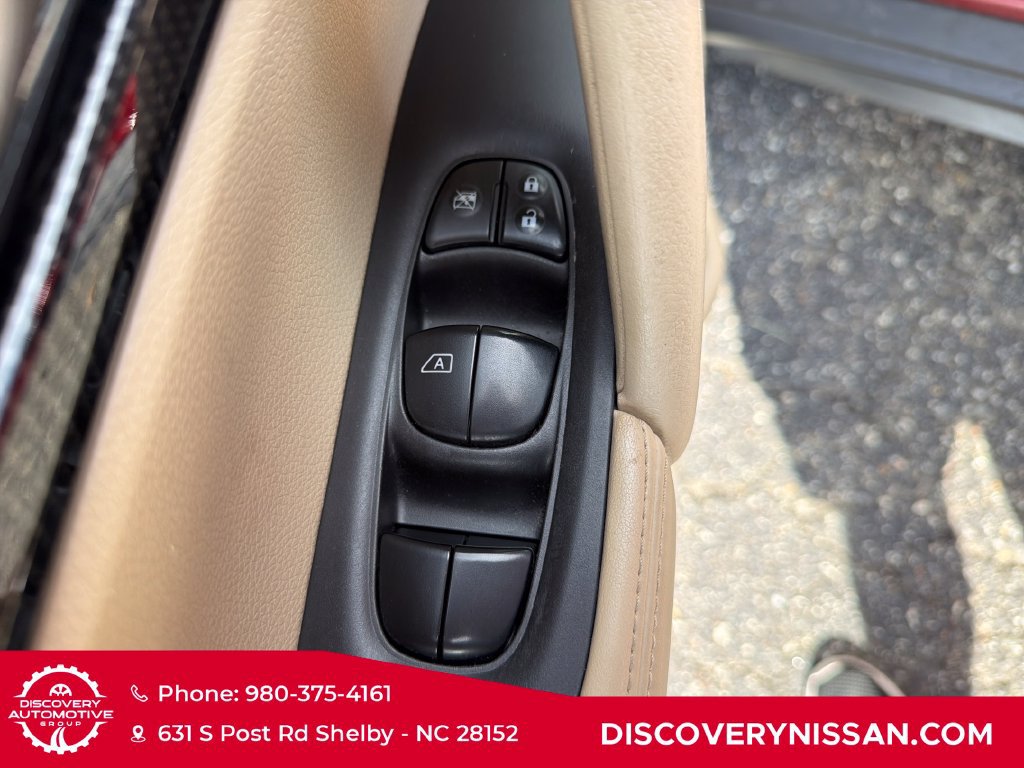 Certified 2019 Nissan Rogue SL FWD image 13