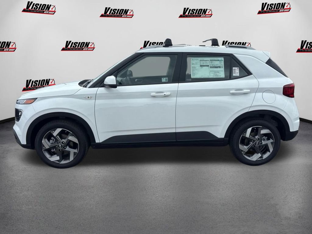 Certified 2025 Hyundai Venue SEL image 8