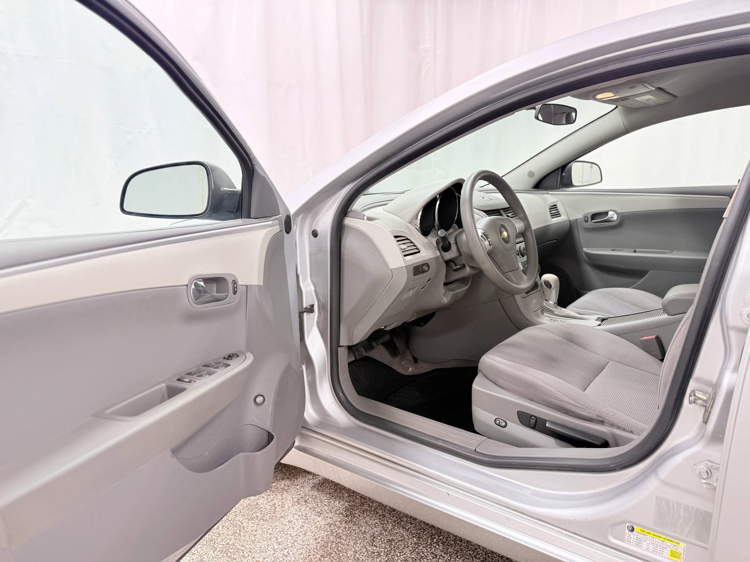 Used 2012 Chevrolet Malibu LS image 10