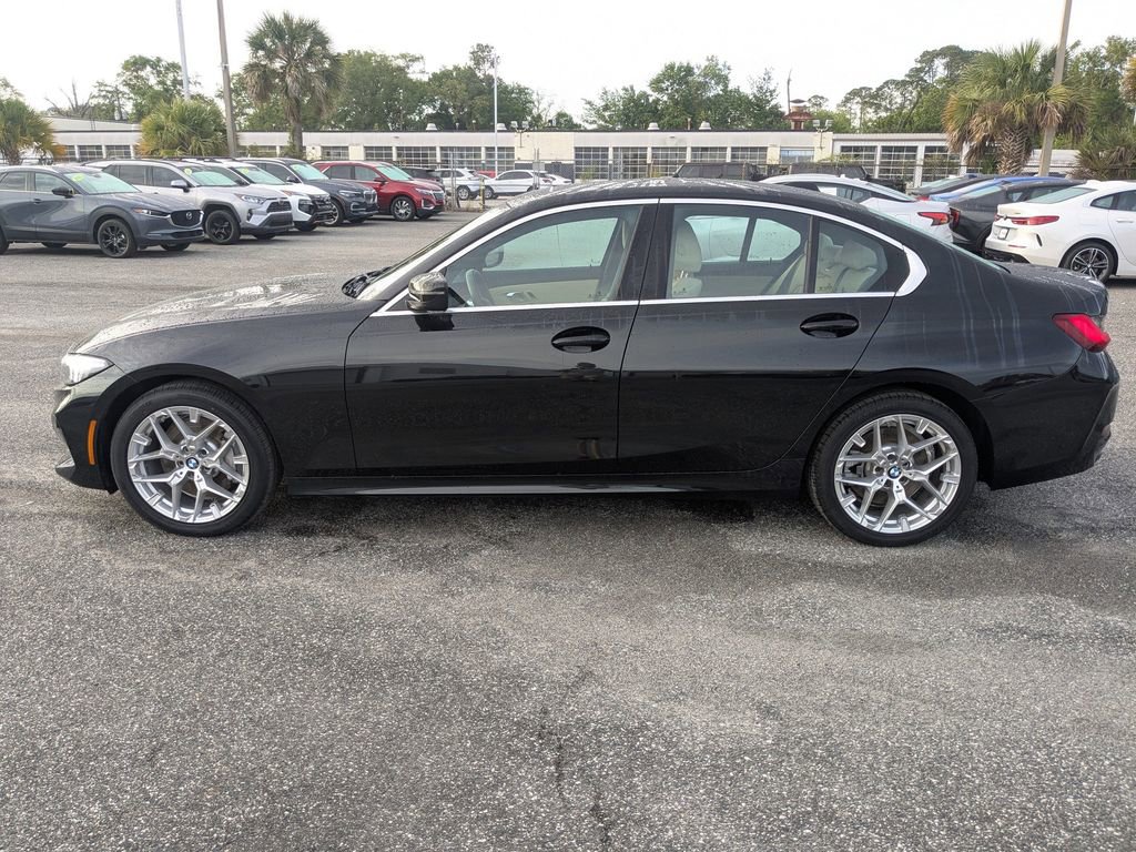 Used 2025 BMW 330i Sedan w/ Convenience Package RWD image 7