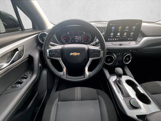 Used 2024 Chevrolet Blazer LT FWD image 7