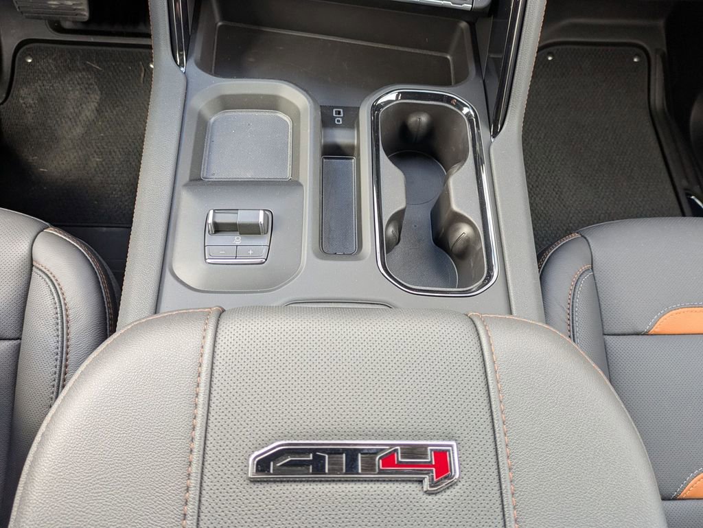 New 2026 GMC Sierra 2500 AT4 w/ AT4 Premium Plus Package AWD/4WD image 15