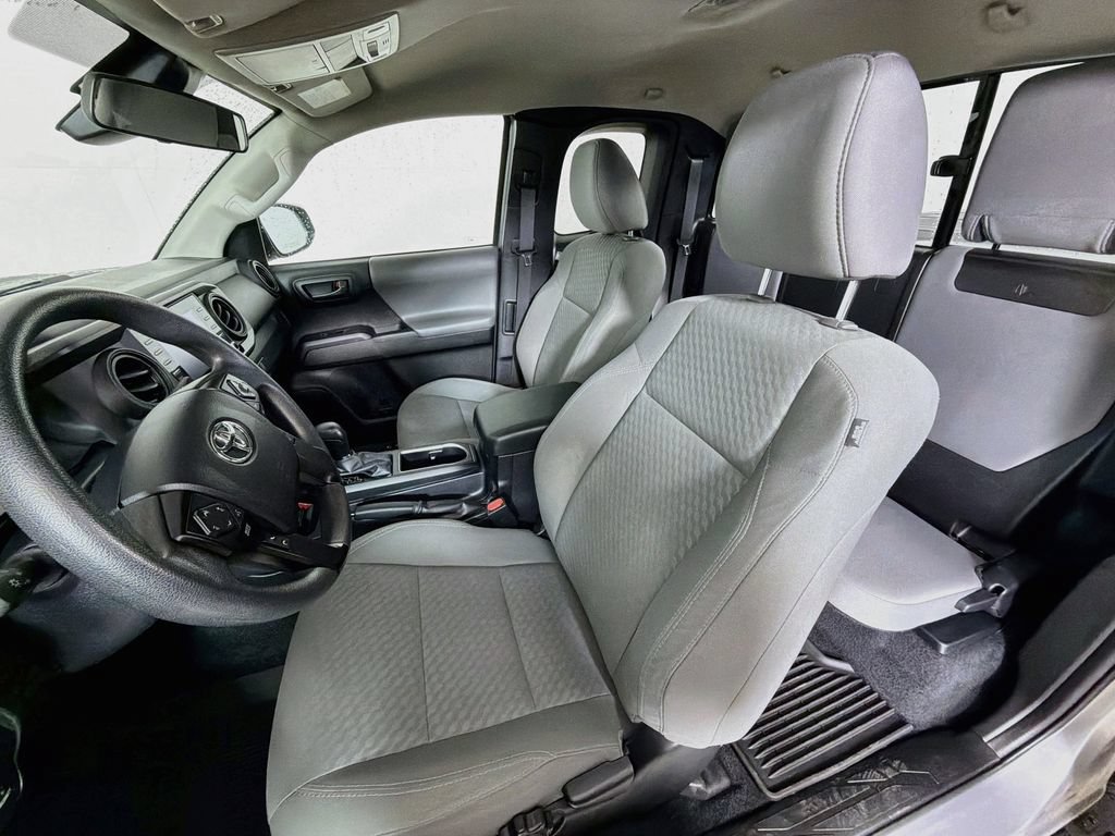 Used 2021 Toyota Tacoma SR RWD image 12