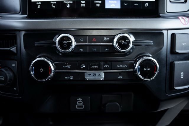 Used 2025 Ford F150 XLT w/ Equipment Group 301A Standard image 22