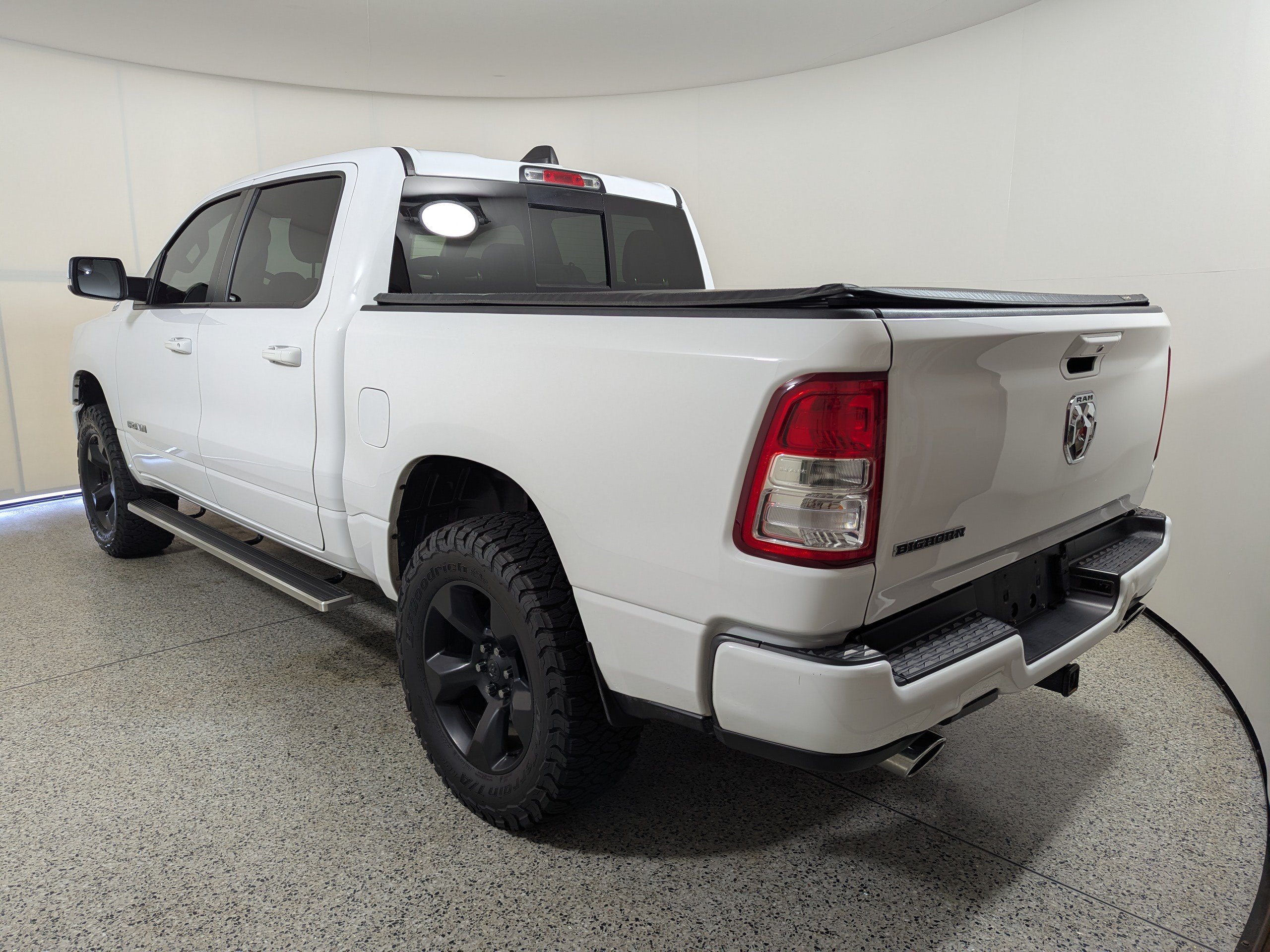 Used 2022 RAM 1500 Big Horn RWD image 5