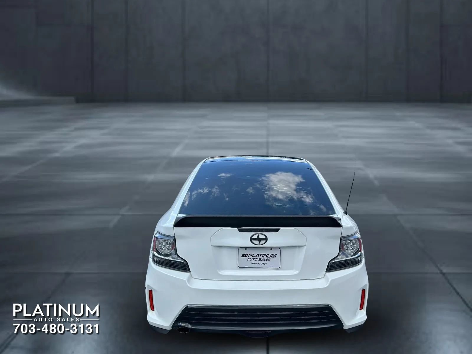 Used 2015 Scion tC image 7