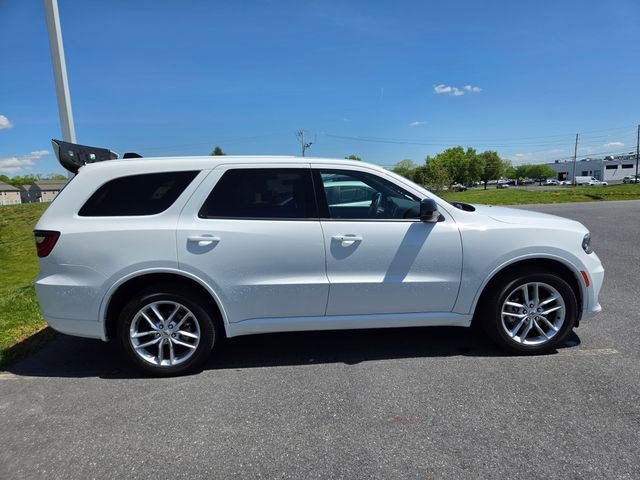 Used 2025 Dodge Durango GT w/ Trailer Tow Group IV AWD/4WD image 17