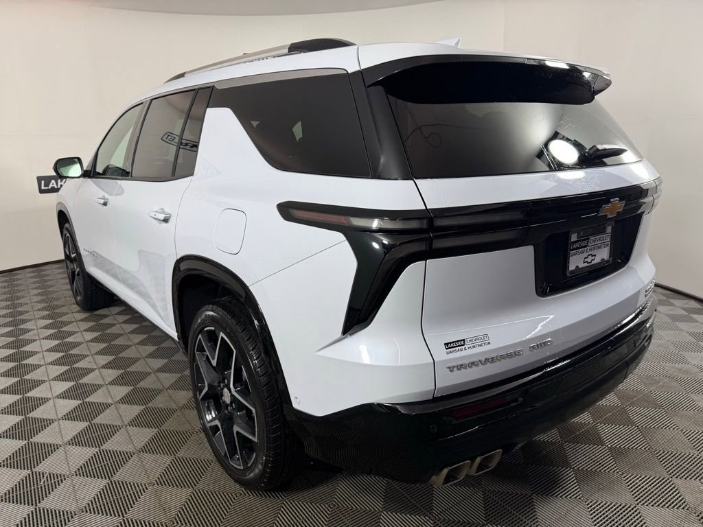New 2026 Chevrolet Traverse High Country w/ LPO, Floor Liner Package image 4