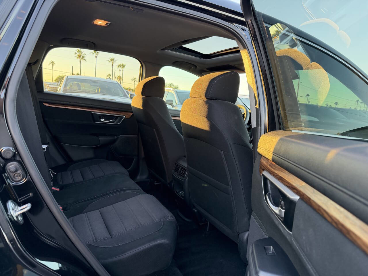 Used 2018 Honda CR-V EX image 29