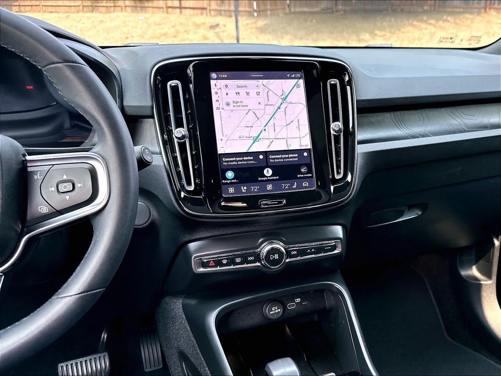 Used 2023 Volvo XC40 Recharge Ultimate AWD/4WD image 9