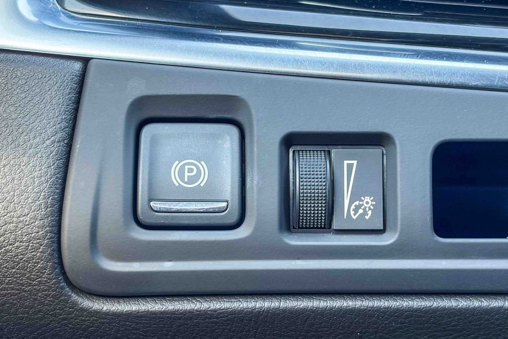 Used 2023 Cadillac XT6 Luxury image 49