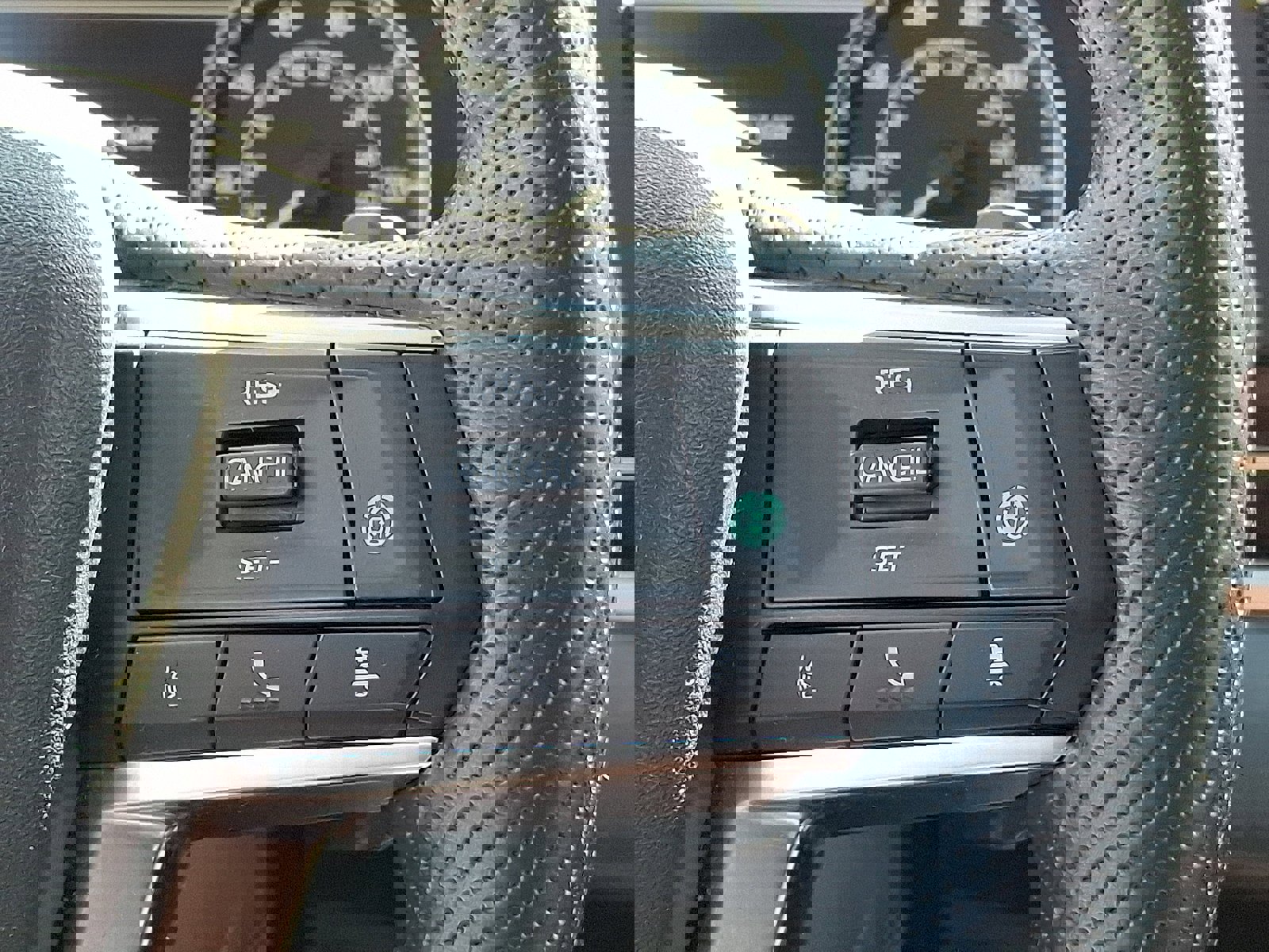 Used 2023 Mitsubishi Outlander SE image 22