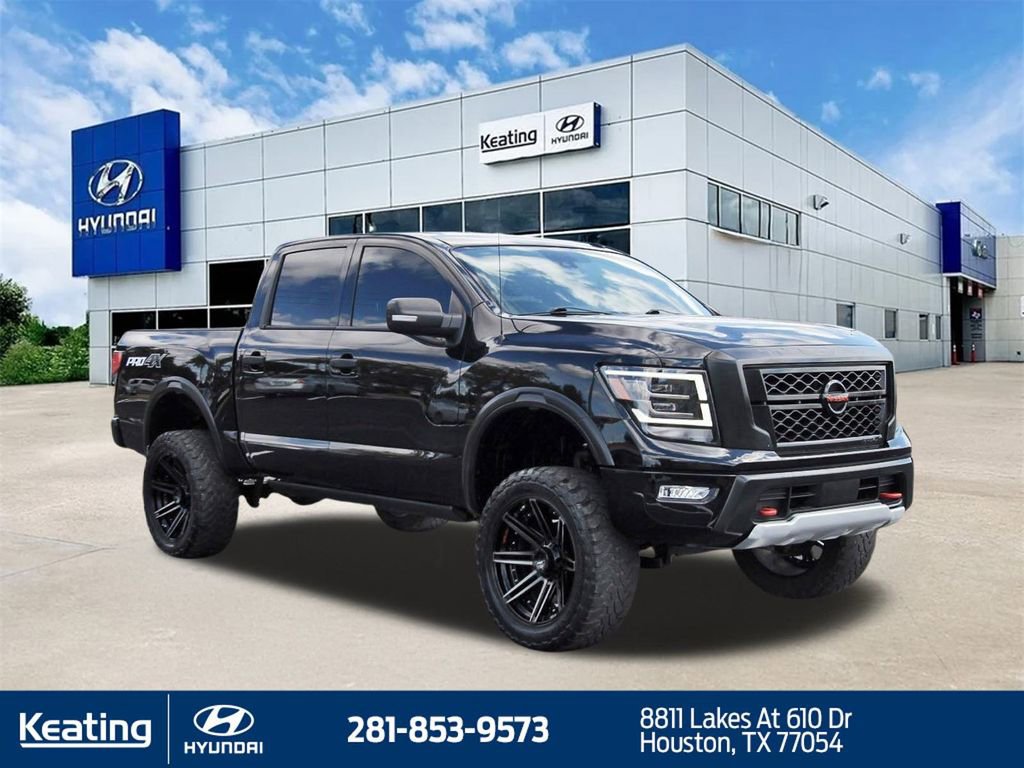 Used 2020 Nissan Titan PRO-4X image 3