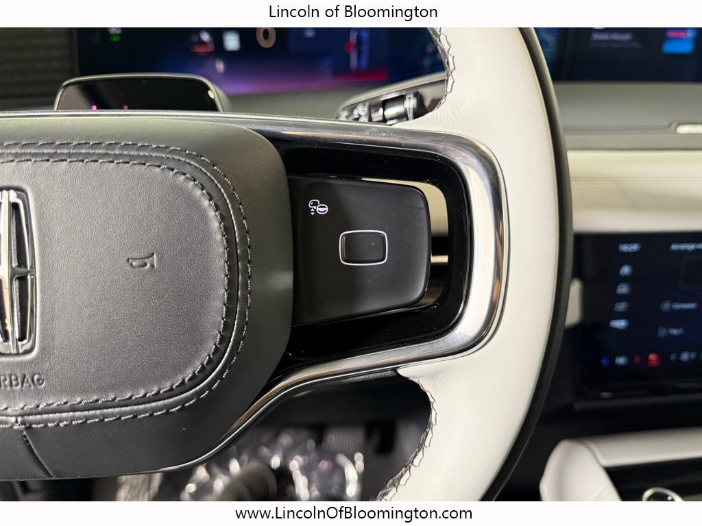 New 2025 Lincoln Navigator L Black Label AWD/4WD image 42