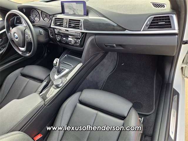 Used 2018 BMW 330i Sedan w/ Convenience Package image 18