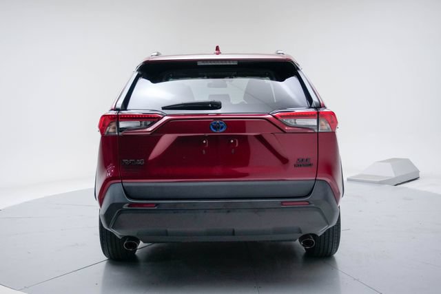 Used 2021 Toyota RAV4 XLE w/ Convenience Package AWD/4WD image 7