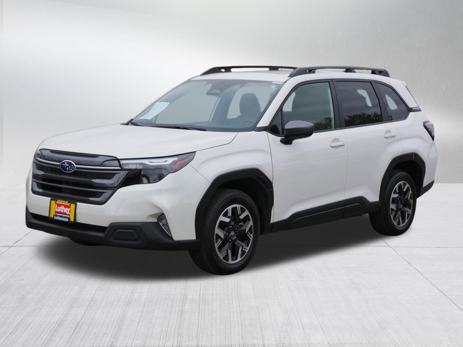 Used 2025 Subaru Forester Premium AWD/4WD image 3
