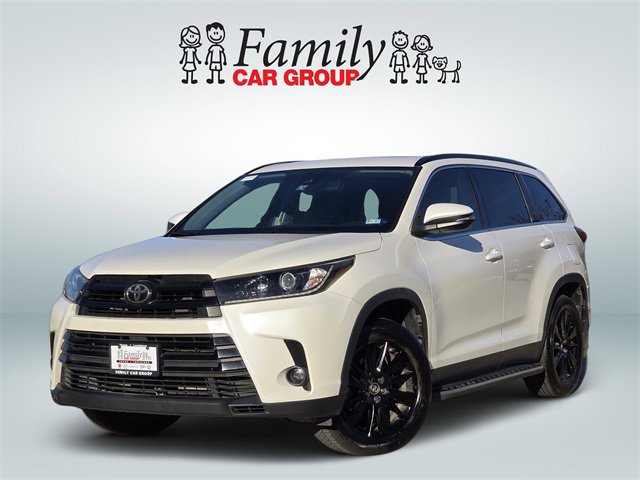 Used 2019 Toyota Highlander SE image 1