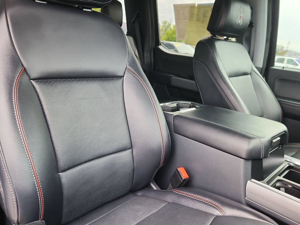 Used 2024 Ford F250 Lariat w/ Lariat Ultimate Package AWD/4WD image 17