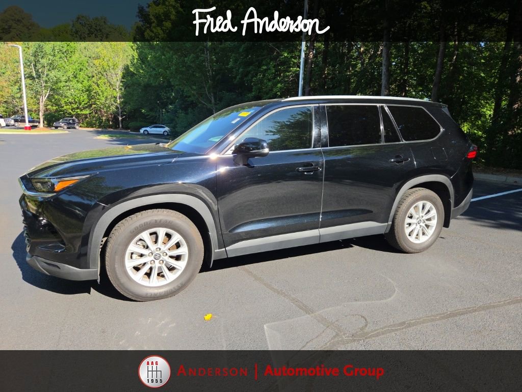 Used 2025 Toyota Grand Highlander FWD image 1