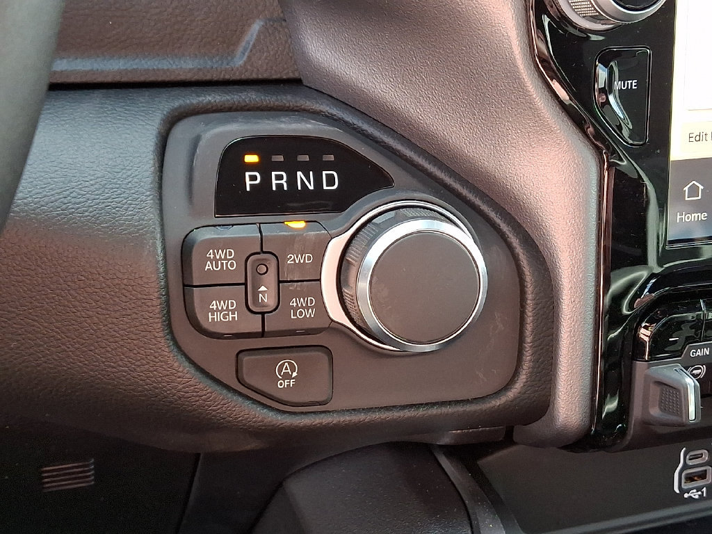 New 2026 RAM 1500 Big Horn AWD/4WD image 8