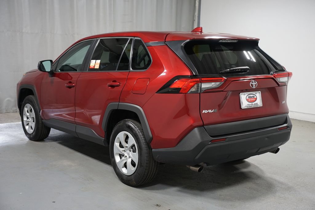 Used 2022 Toyota RAV4 LE image 6