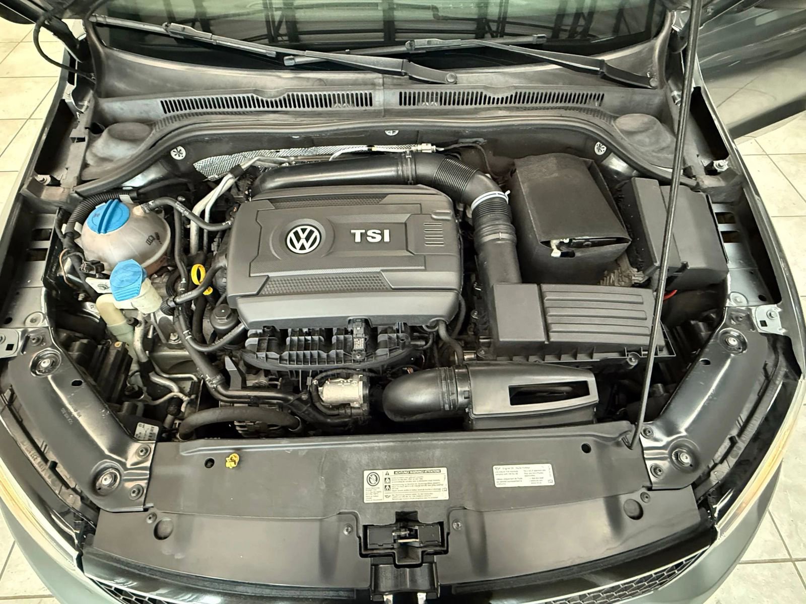 Used 2014 Volkswagen Jetta GLI image 35