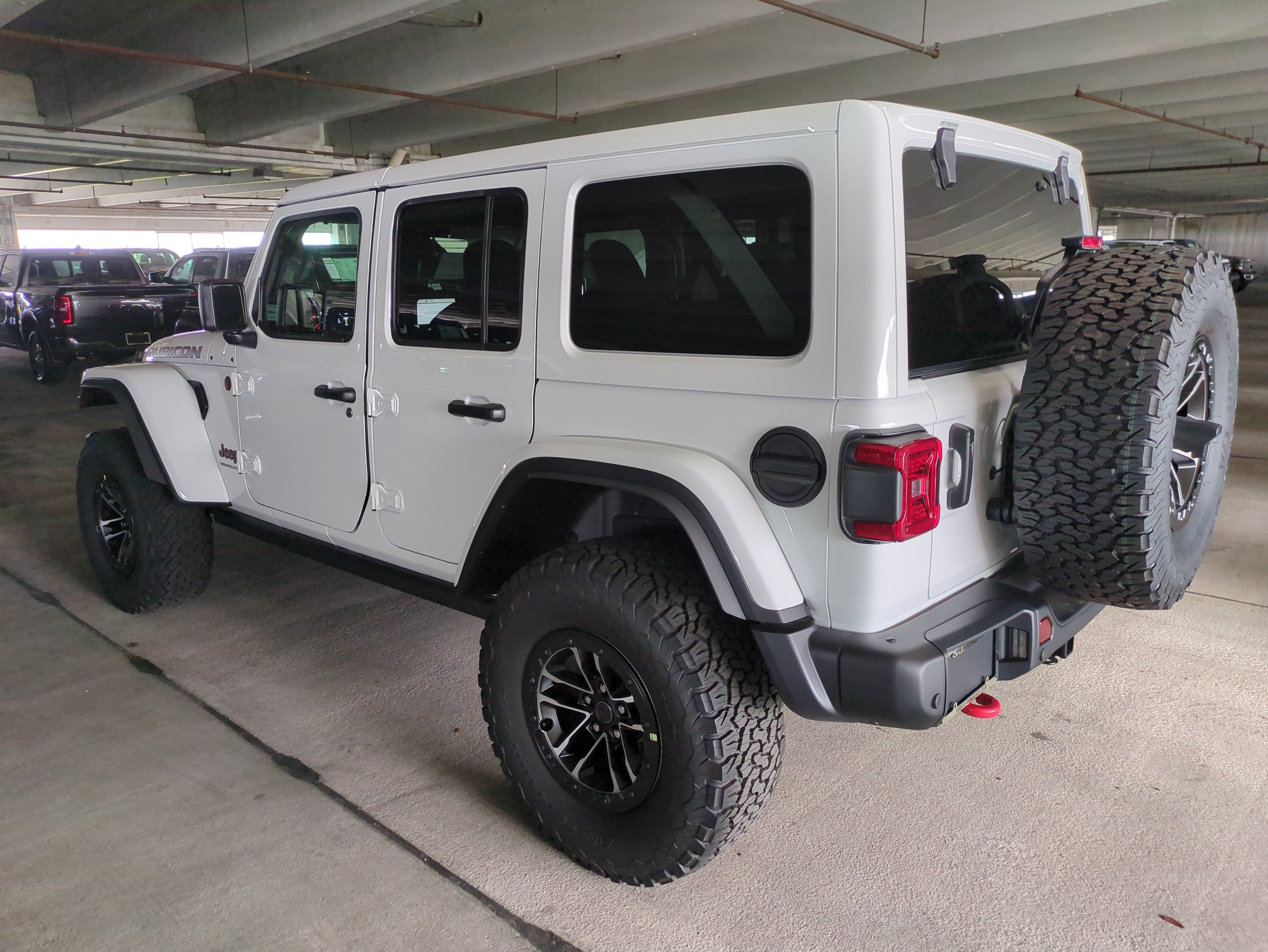 New 2025 Jeep Wrangler Unlimited Rubicon AWD/4WD image 7
