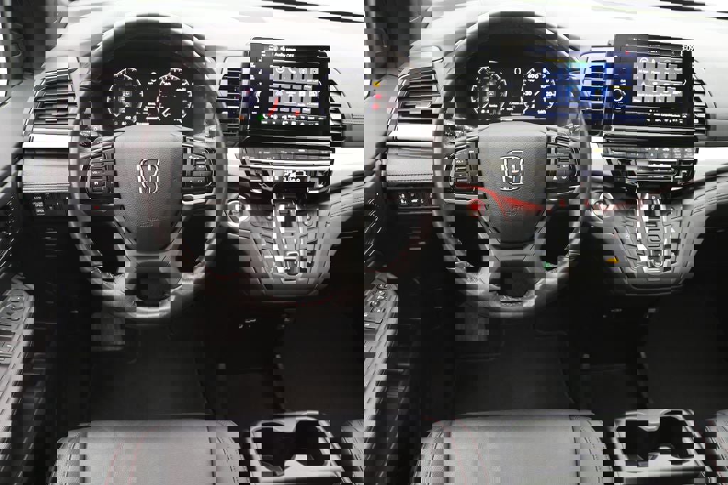 Used 2025 Honda Odyssey Sport-L image 12
