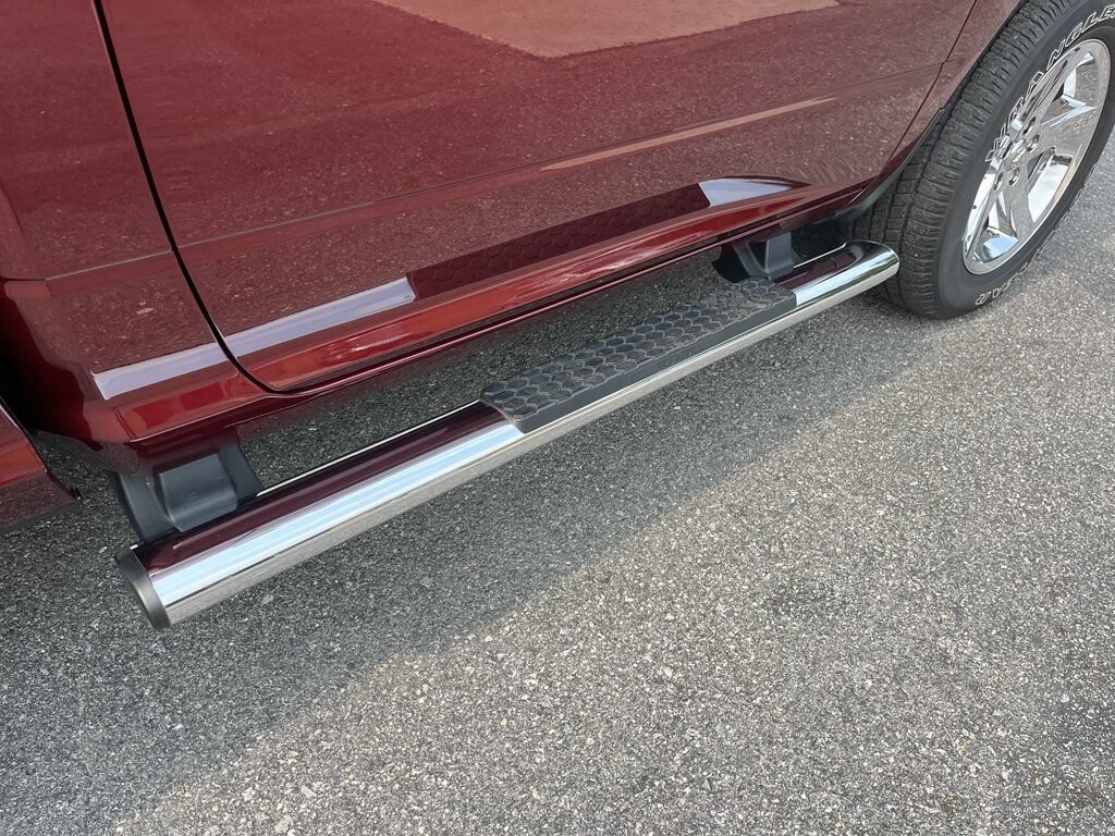 Used 2017 RAM 1500 Express AWD/4WD image 10