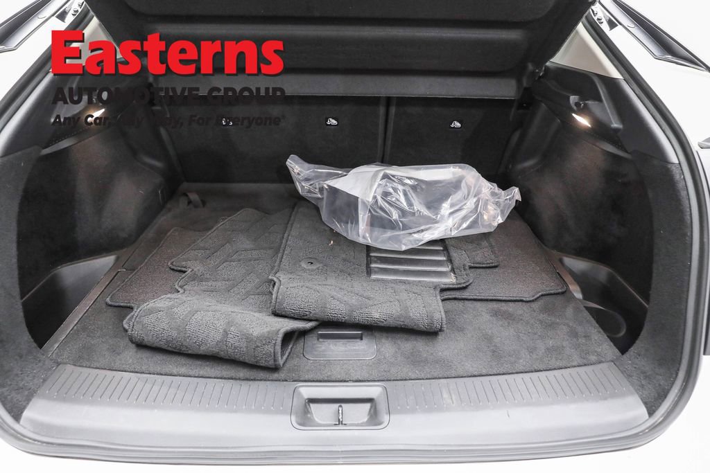 Used 2024 Nissan Ariya AWD image 9