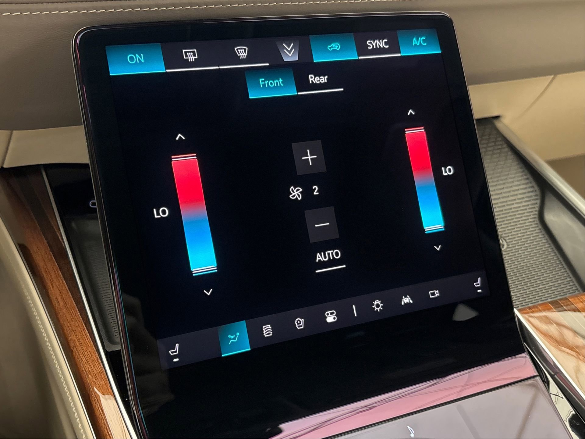 New 2025 Cadillac Escalade ESV Sport Platinum image 26