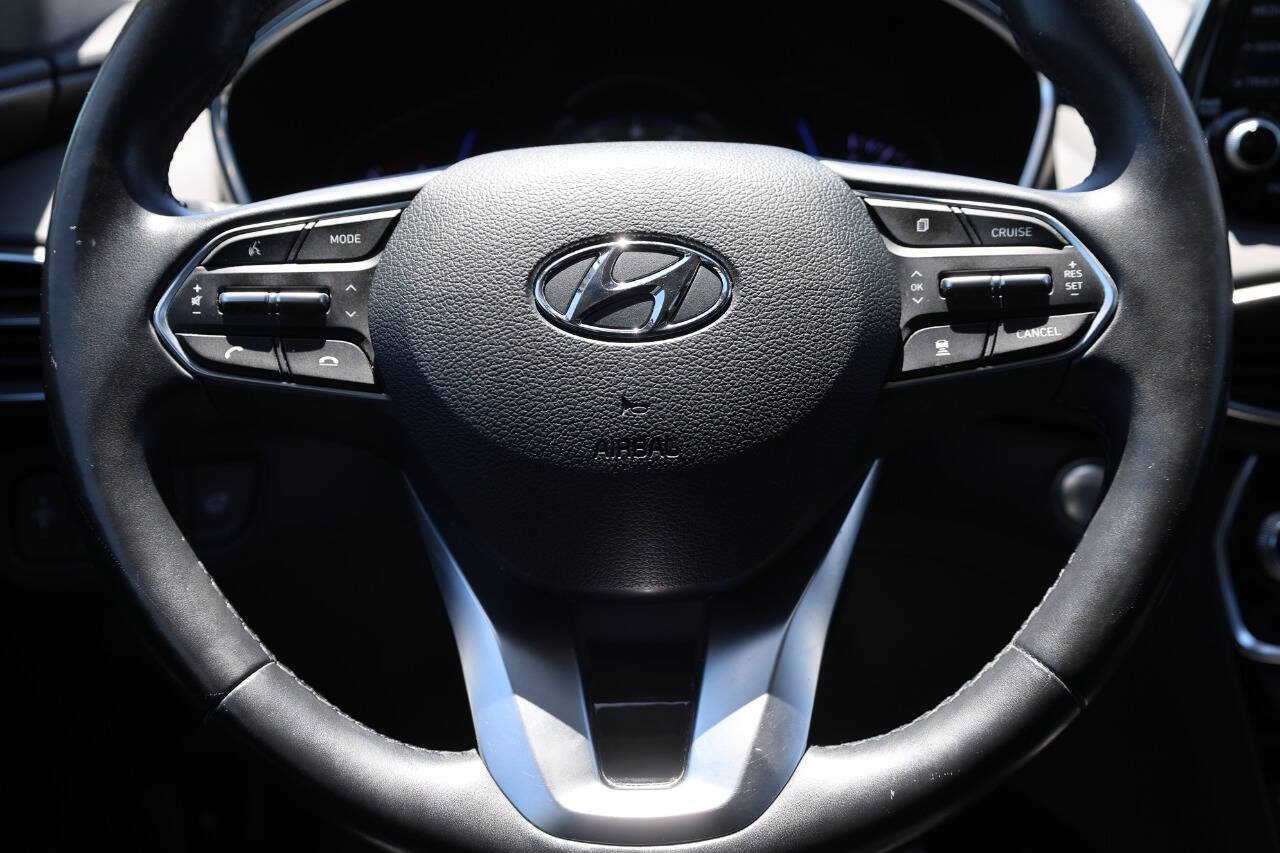 Used 2019 Hyundai Santa Fe FWD image 18