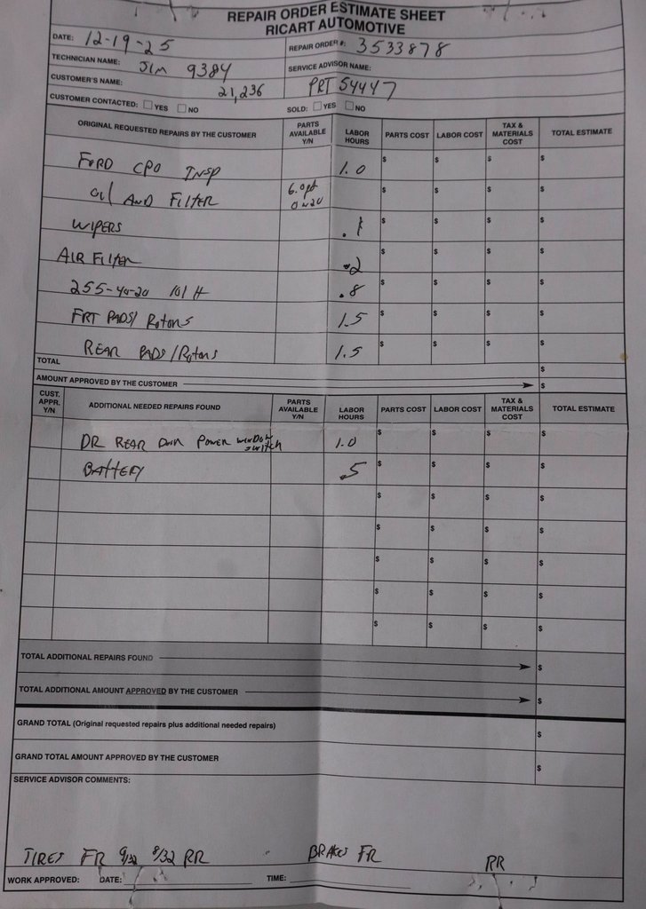 Used 2024 Volkswagen Tiguan SEL R-Line image 5