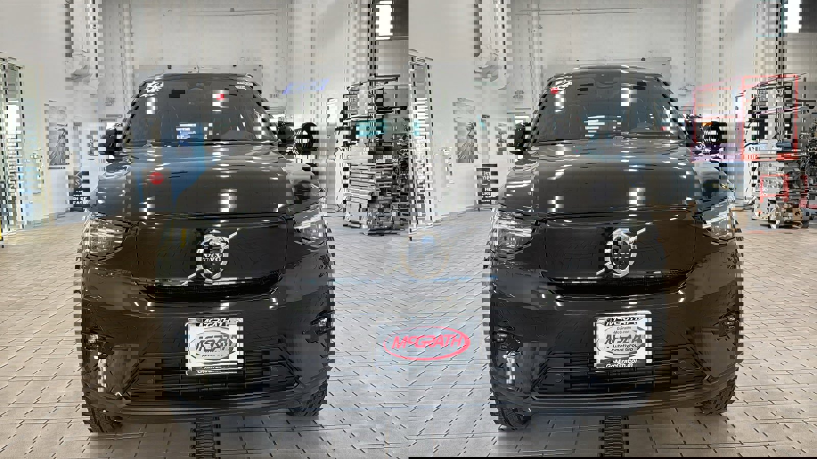 Used 2023 Volvo C40 P8 Recharge Ultimate image 10