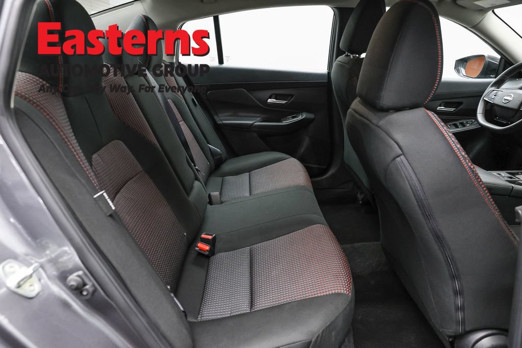 Used 2026 Nissan Sentra SR w/ Floor Mat Package FWD image 22