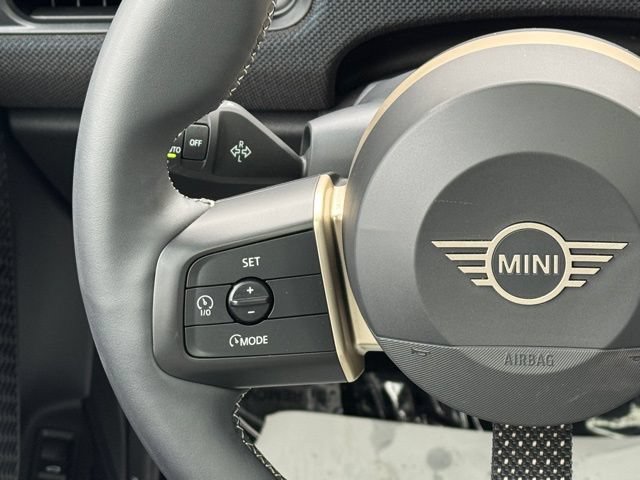 Used 2025 MINI Cooper S FWD image 21