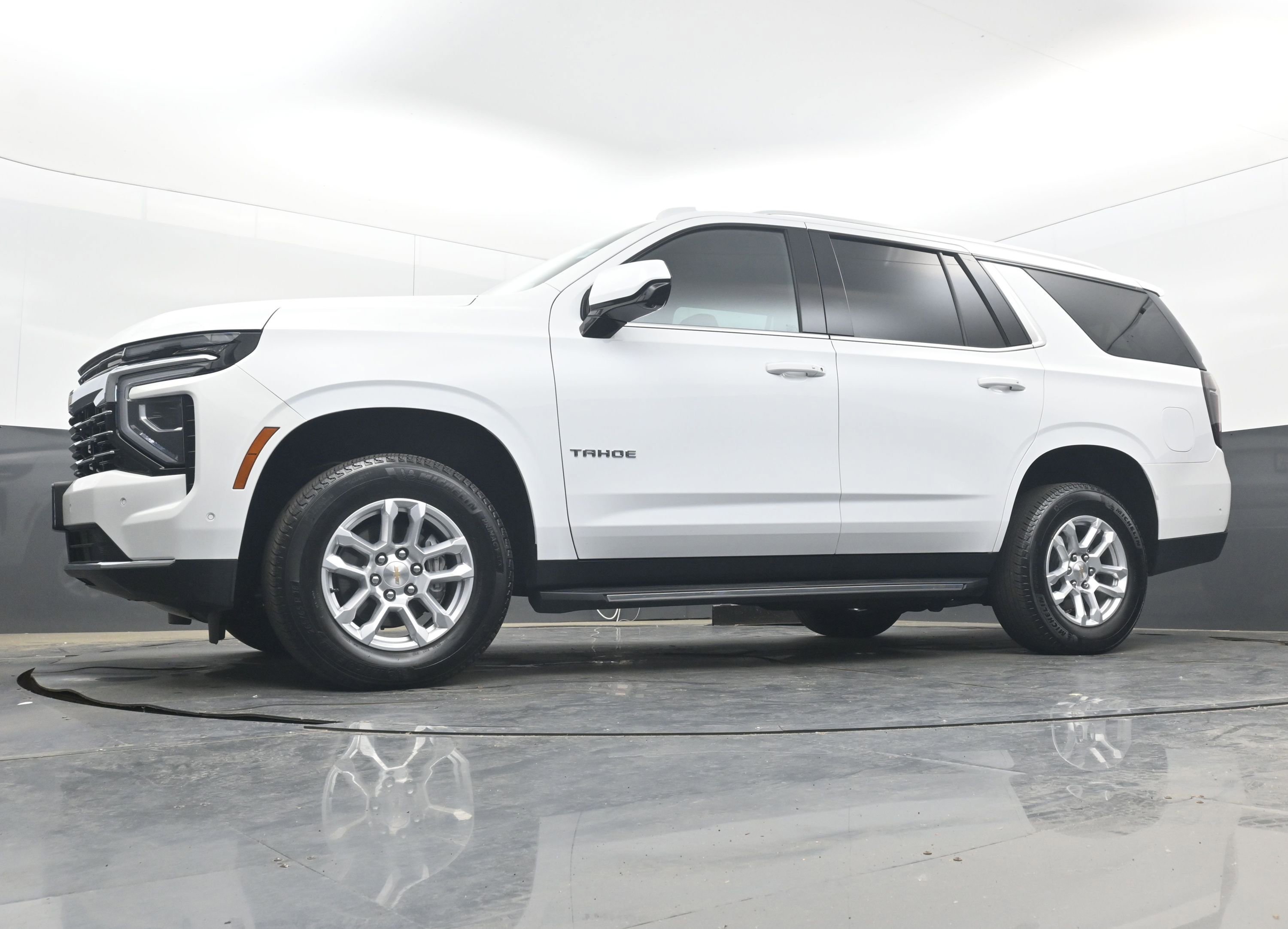 Certified 2025 Chevrolet Tahoe LT AWD/4WD image 26