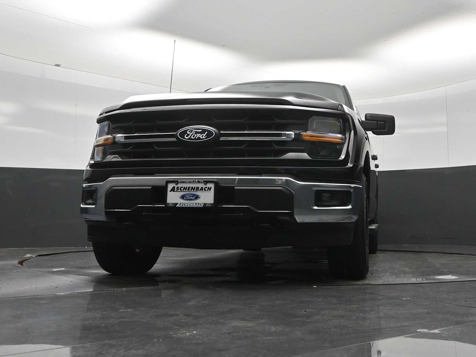 Used 2025 Ford F150 XLT w/ Equipment Group 301A Standard AWD/4WD image 41