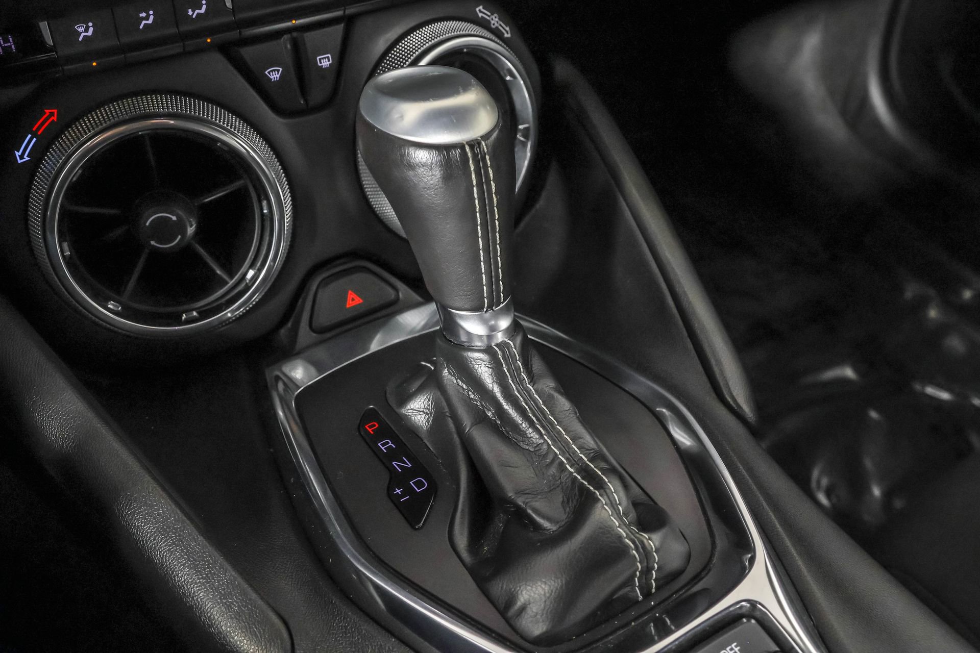 Used 2019 Chevrolet Camaro LS image 31