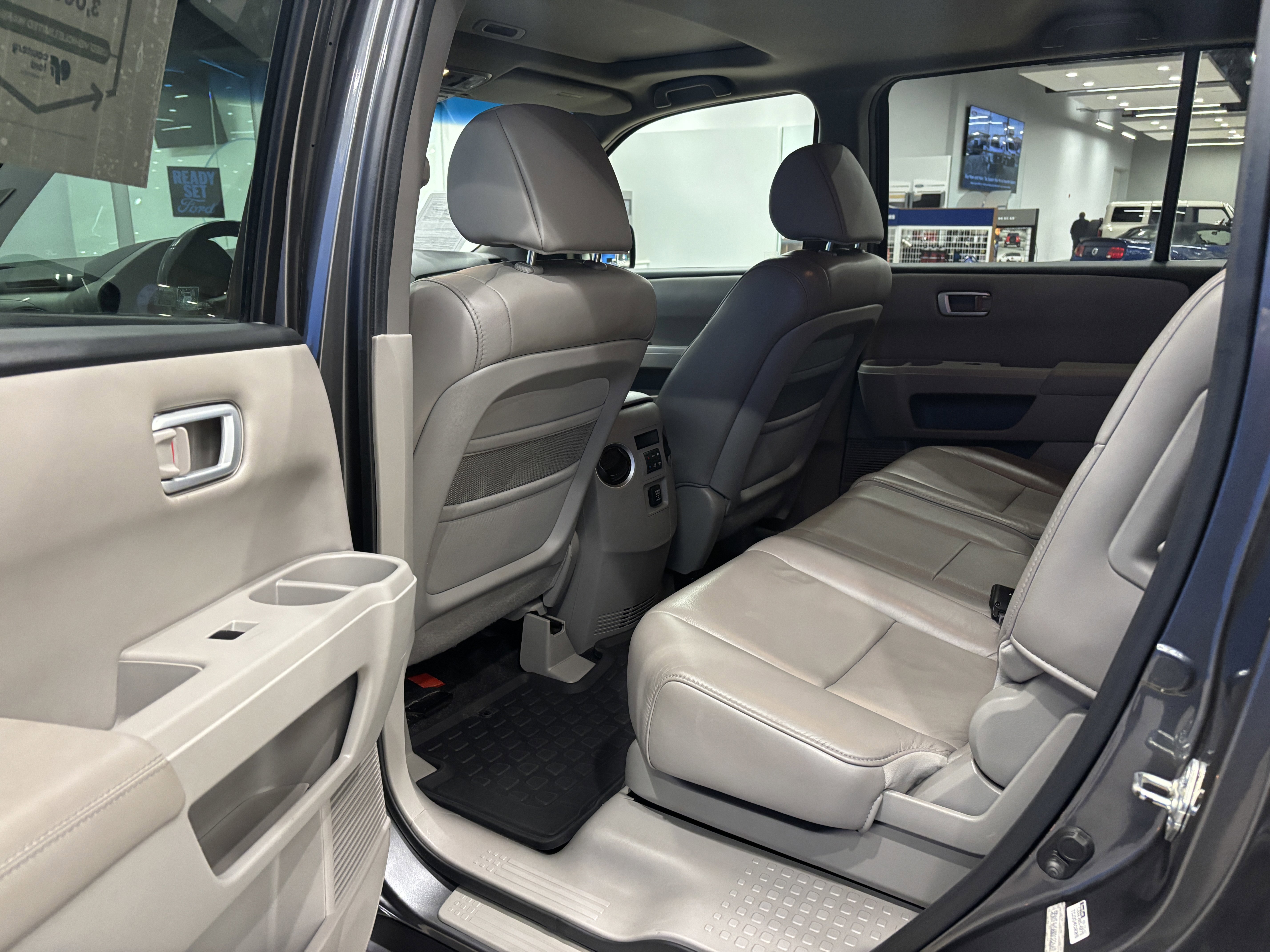 Used 2011 Honda Pilot EX-L image 13