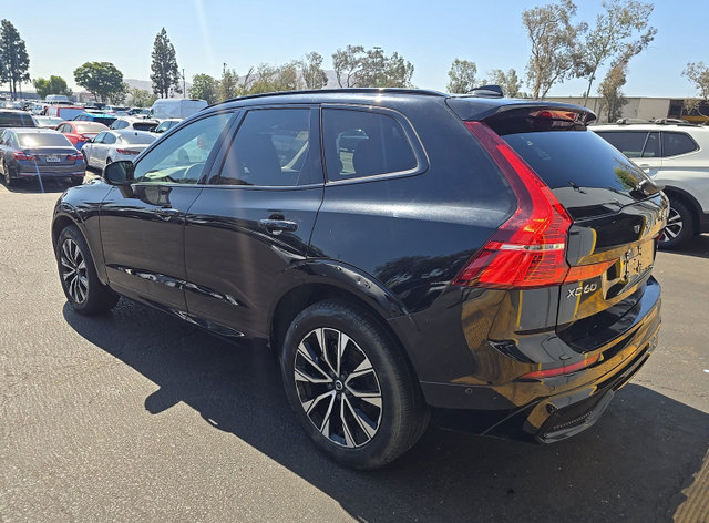 Used 2025 Volvo XC60 B5 Plus AWD/4WD image 3