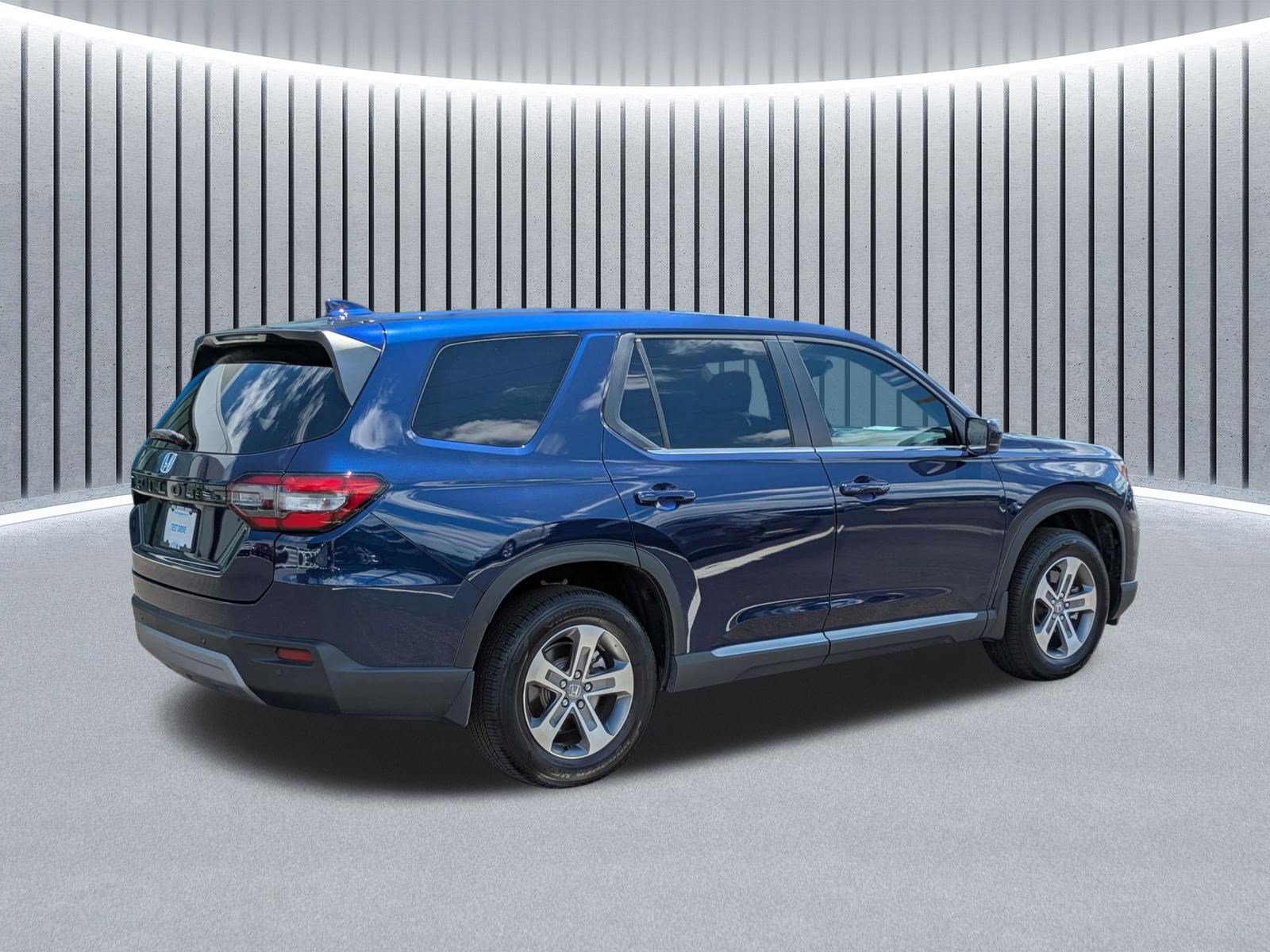 Certified 2025 Honda Pilot EX-L image 5