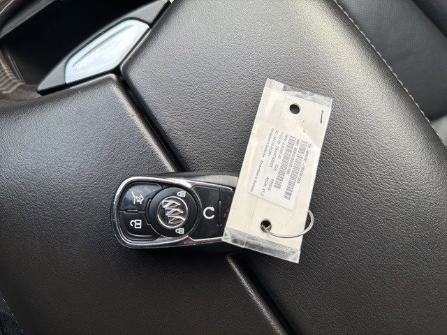 Used 2019 Buick Envision Essence image 28