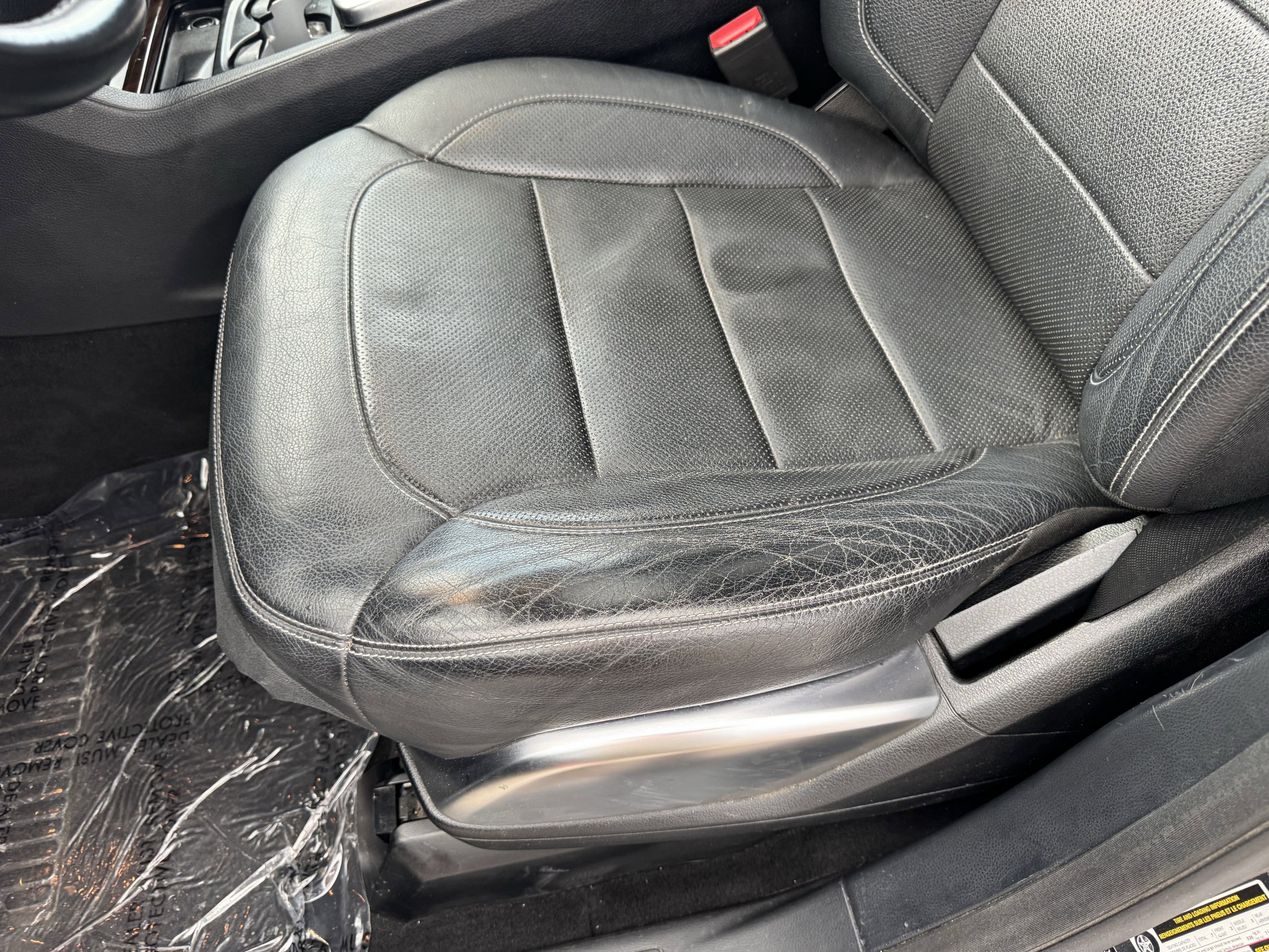 Used 2015 Mercedes-Benz GL 550 4MATIC image 21