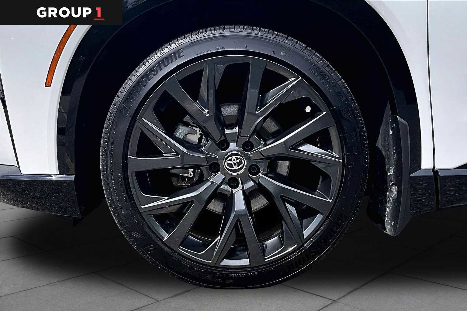 Used 2025 Toyota Crown Signia w/ Advanced Technology Package AWD/4WD image 11