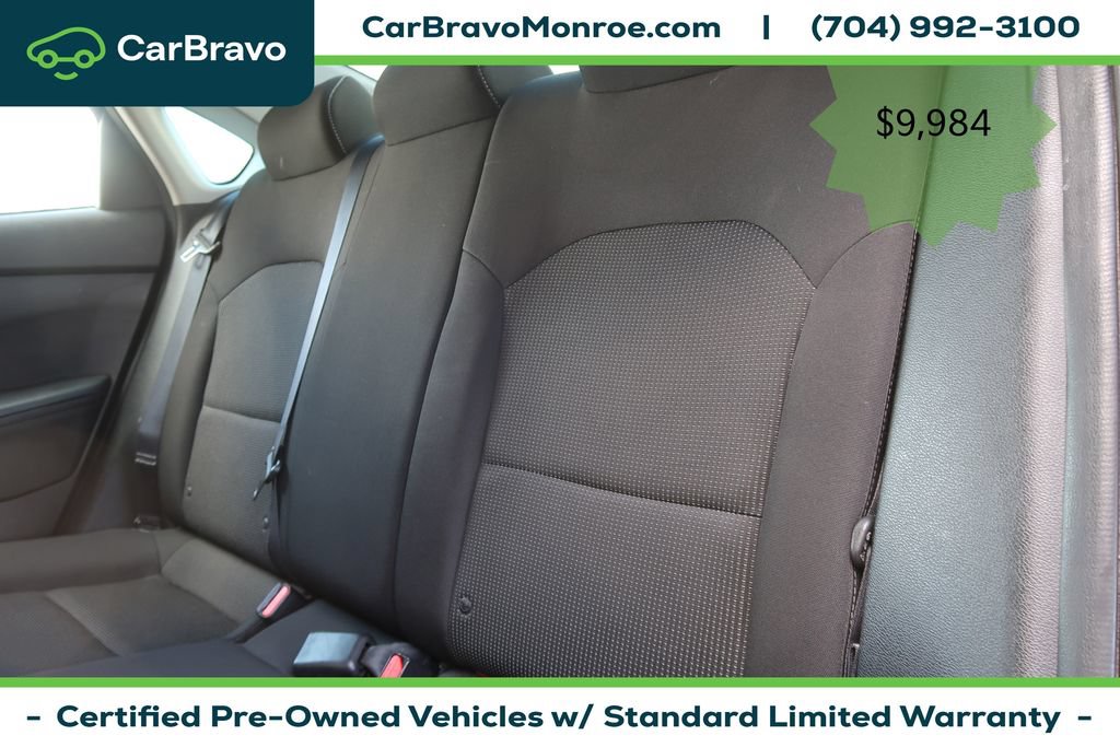 Used 2020 Kia Forte LXS FWD image 29