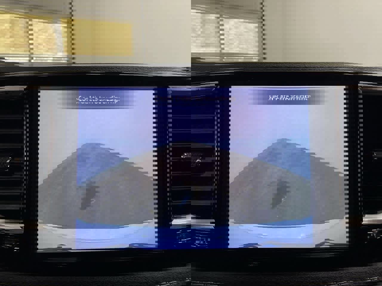 Used 2023 Chrysler Pacifica Touring-L image 26